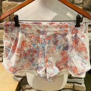 Liya athletic shorts, size large